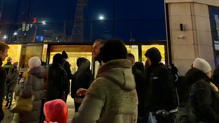 «Голос был страшный»: из торгового центра «Аура» в Ярославле эвакуировали посетителей