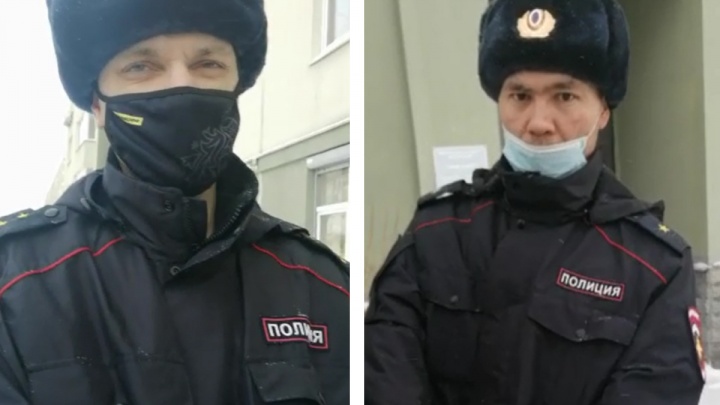 «Майора поймали и капитана». В Екатеринбурге задержали наркозакладчиков в форме полицейских: видео