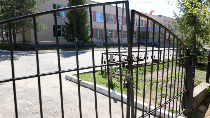 Десятки казанских школ получили сообщения о минировании