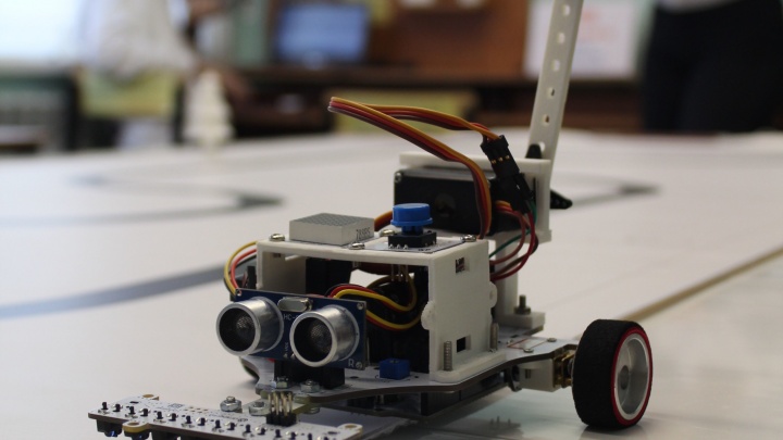 Из школьников в инженеры: «Ростелеком» поддержал юных робототехников Поморья