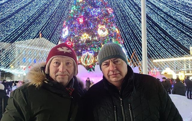 «Респект администрации и губернатору»: Юрий Гальцев похвалил украшенную площадь Кургана