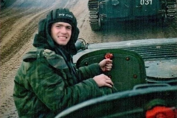 Константин Глушков окончил Челябинское танковое училище Константин Глушков окончил Челябинское танковое училище