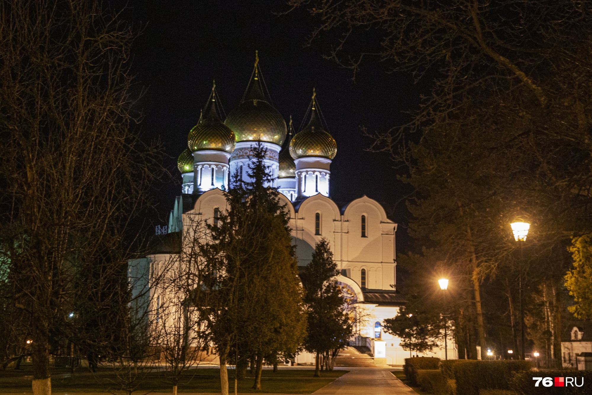 Во многих российских городах церкви стоят чуть ли не на каждом шагу. Лучше на их фоне не устраивать никаких акций и флешмобов
