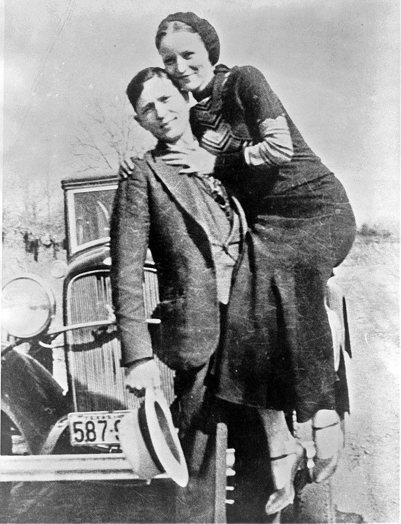 Bonnie Parker and Clyde Barrow. Фото из «Википедии»