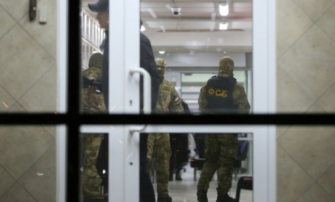 ФСБ заявила о задержании жителя Новочеркасска за письма с угрозами военным