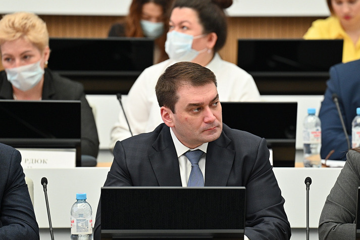 Министр торговли Алексей Гусев Министр торговли Алексей Гусев
