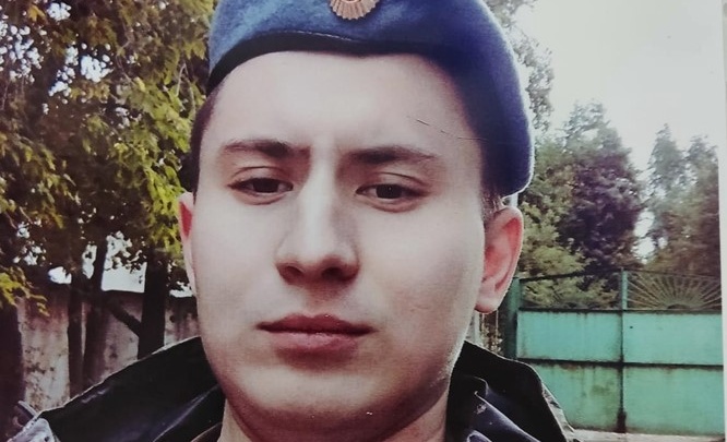 «Хотели сыграть свадьбу, как вернется»: в Аше простились с 28-летним военнослужащим, погибшим на Украине