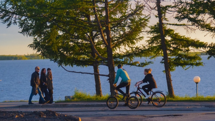 С ветерком по городу: где в Архангельске можно взять велосипед напрокат и сколько это стоит