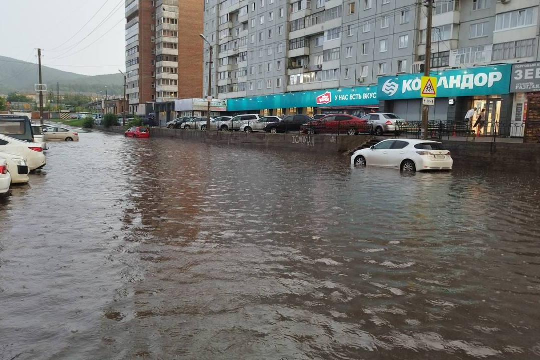 Красноярск опять затопило после краткого и бурного ливня