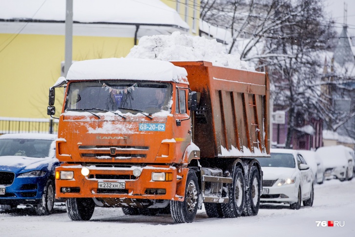 В Ярославле отчитались о готовности к зимней уборке города