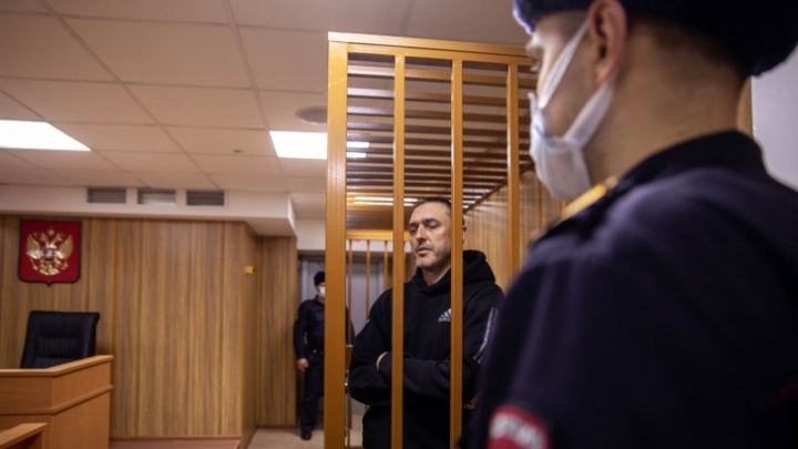 Жена Бережного утверждает, что дело об убийстве Насти Муравьевой сфальсифицировано — она создала петицию