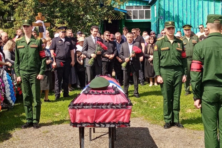 Алексея Пашагина похоронили 13 июня Алексея Пашагина похоронили 13 июня