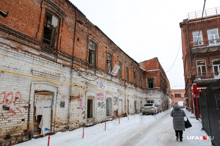 Это то, что скрывается в глубинке центральной улицы Уфы Это то, что скрывается в глубинке центральной улицы Уфы