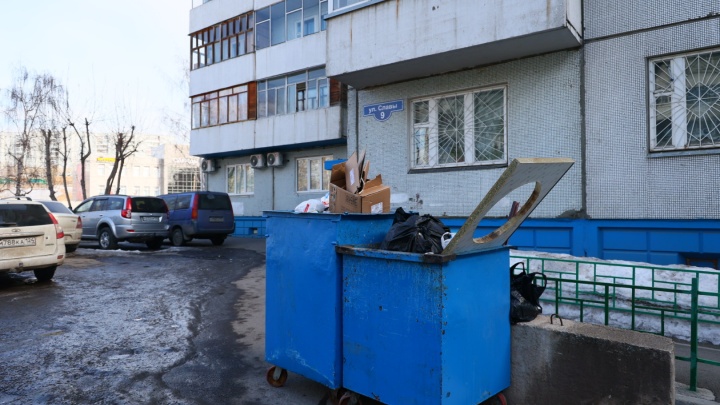 В Красноярске нашли мертвого младенца в мусорном баке
