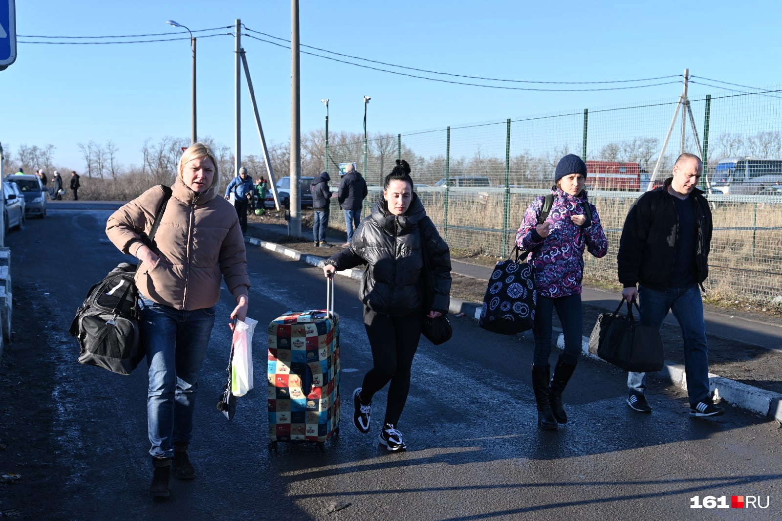 Многие мужчины Донбасса отправили в эвакуацию женщин, детей, стариков