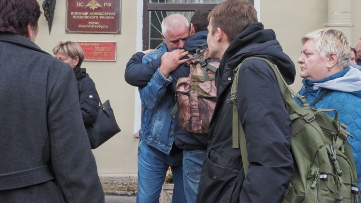 В России из мобилизованных формируют отряды теробороны. Что это такое и зачем они нужны