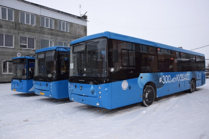 Новые автобусы в Гурьевске есть, но водить их практически некому