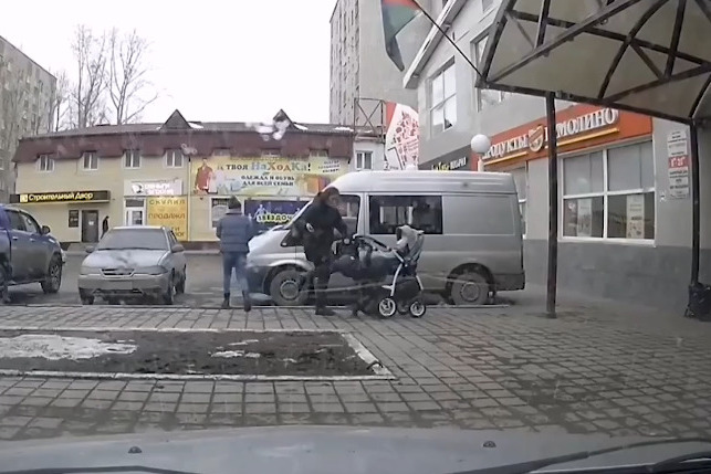 Видео с мамой из Тюмени разлетелось по соцсетям Видео с мамой из Тюмени разлетелось по соцсетям