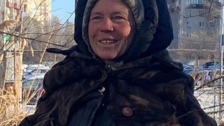 Бездомную из Красноярска нашли на теплотрассе в Волгограде. Волонтеры просят найти ее родственников