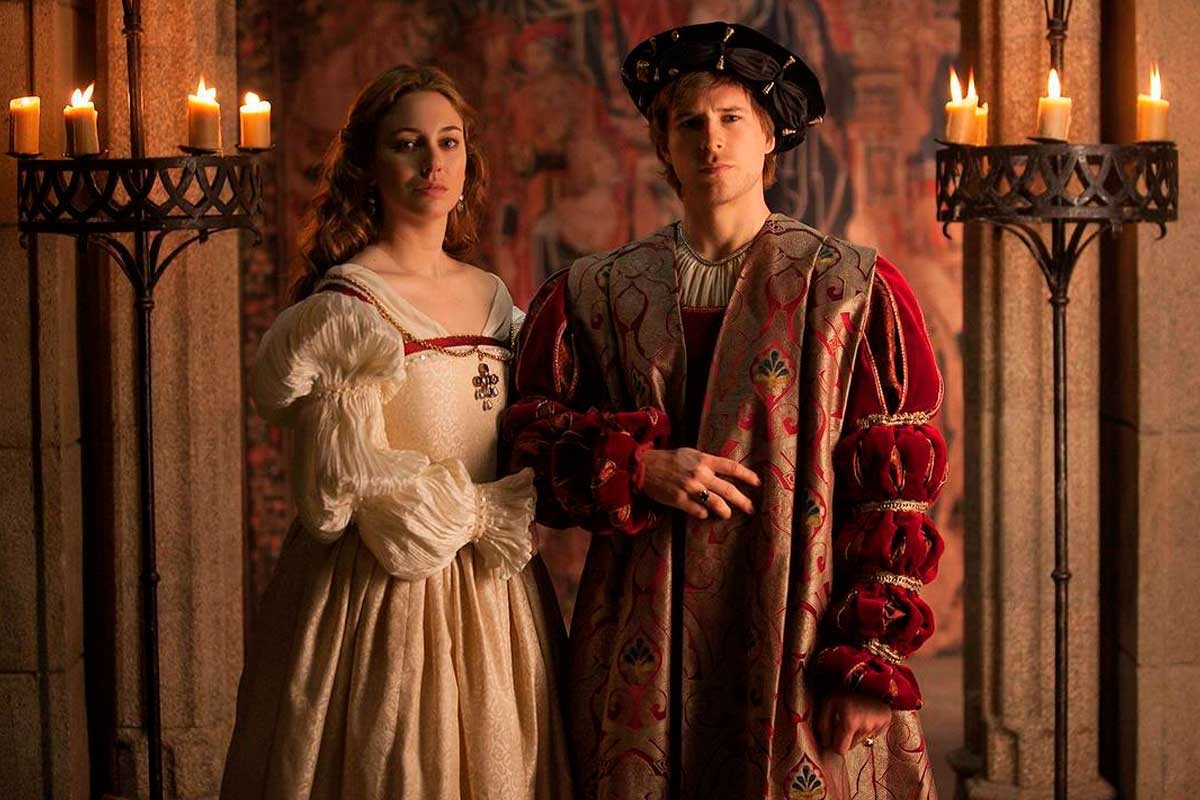 Альваро Сервантес в сериале «Император Карлос» Альваро Сервантес в сериале «Император Карлос»