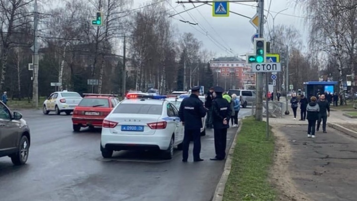 «Он на красный свет побежал»: в Рыбинске машина насмерть сбила 9-летнего мальчика