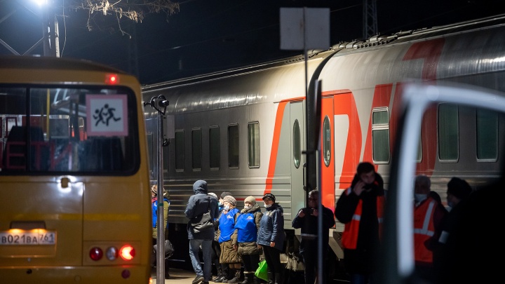 Минтранс пообещал поездами и автобусами «вывозить всех желающих» с юга России