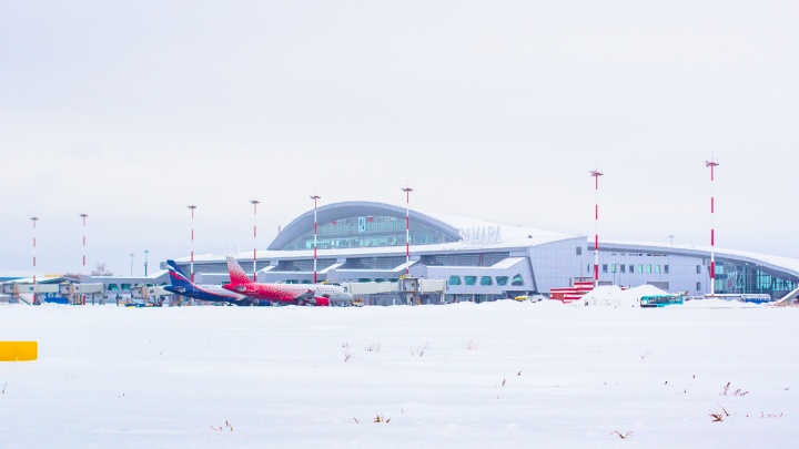 Самолет Сочи — Санкт-Петербург экстренно приземлился в Самаре из-за сообщения о бомбе