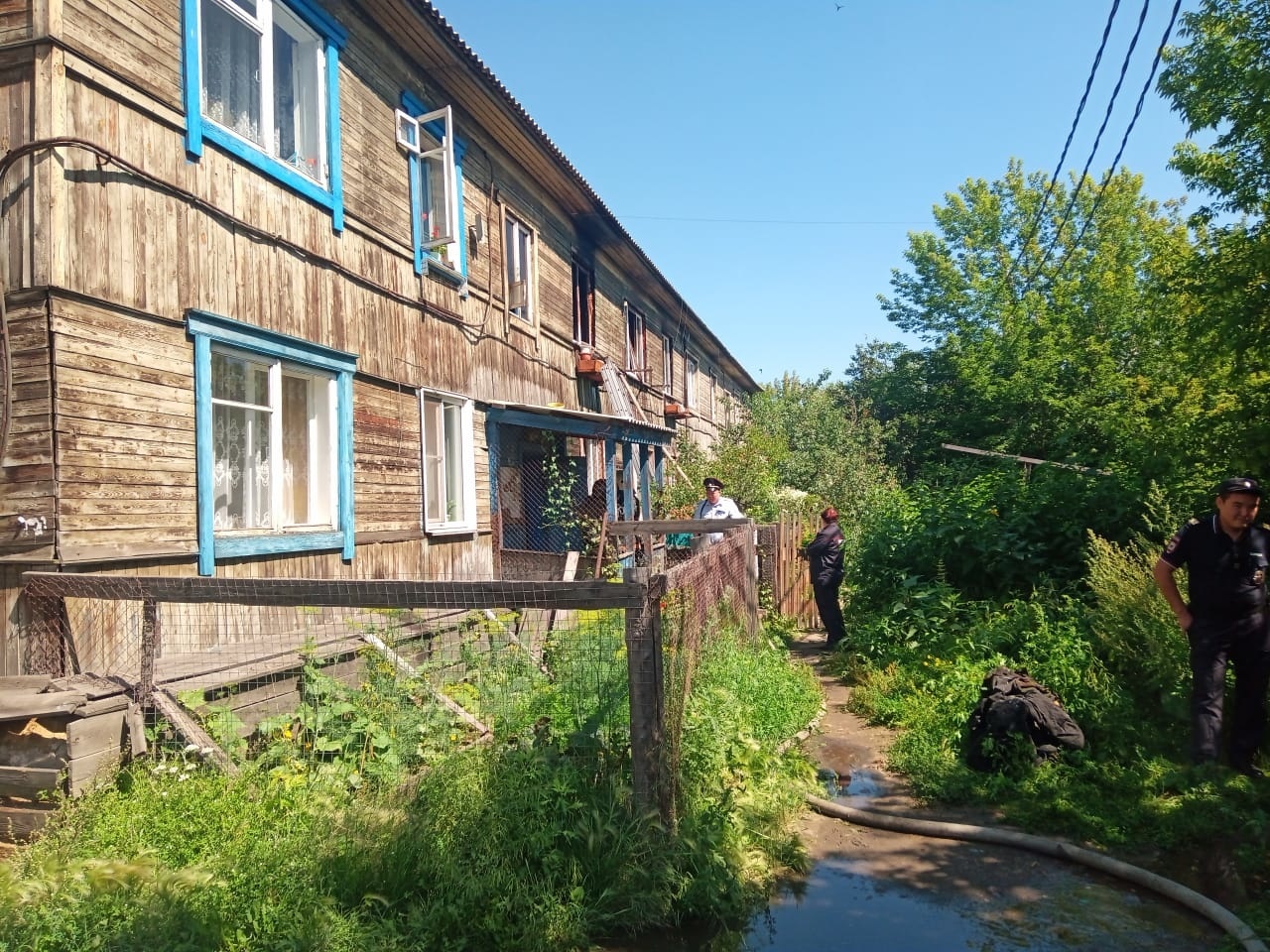 В Иркутске при пожаре в деревянном доме погибла пожилая женщина
