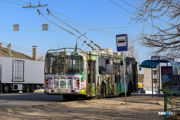 Остановка общественного транспорта в Дзержинске