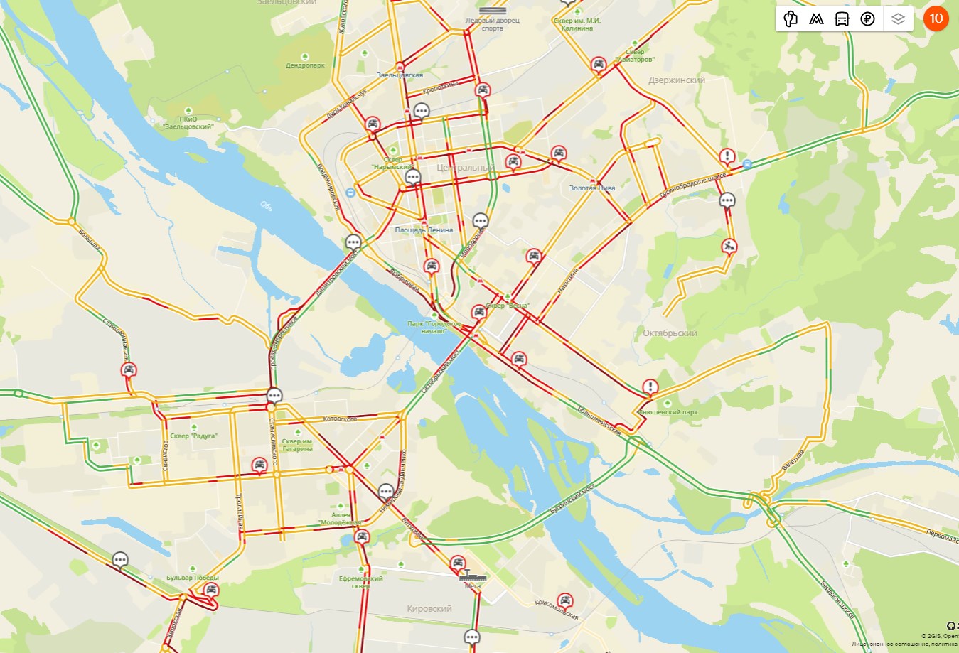 Самые сложные для проезда участки — не только магистрали и мосты, но даже улицы с менее насыщенным движением Самые сложные для проезда участки — не только магистрали и мосты, но даже улицы с менее насыщенным движением
