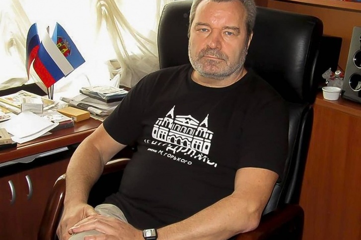 Валерий Викторович, кроме театра, работал в кино