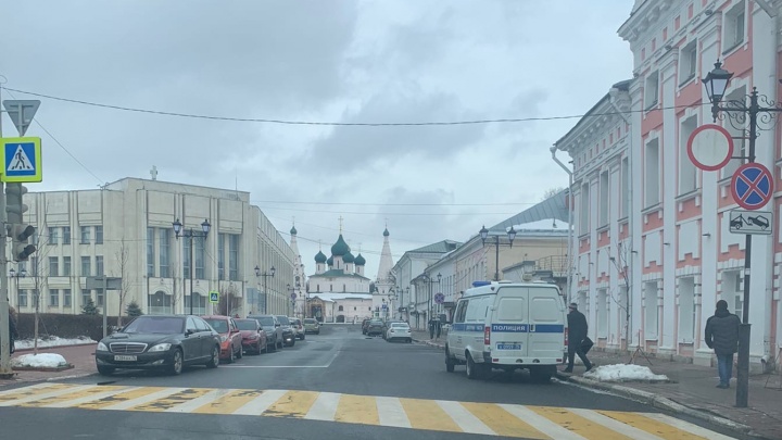 «Из-за сообщения о минировании»: в Ярославле эвакуировали мэрию
