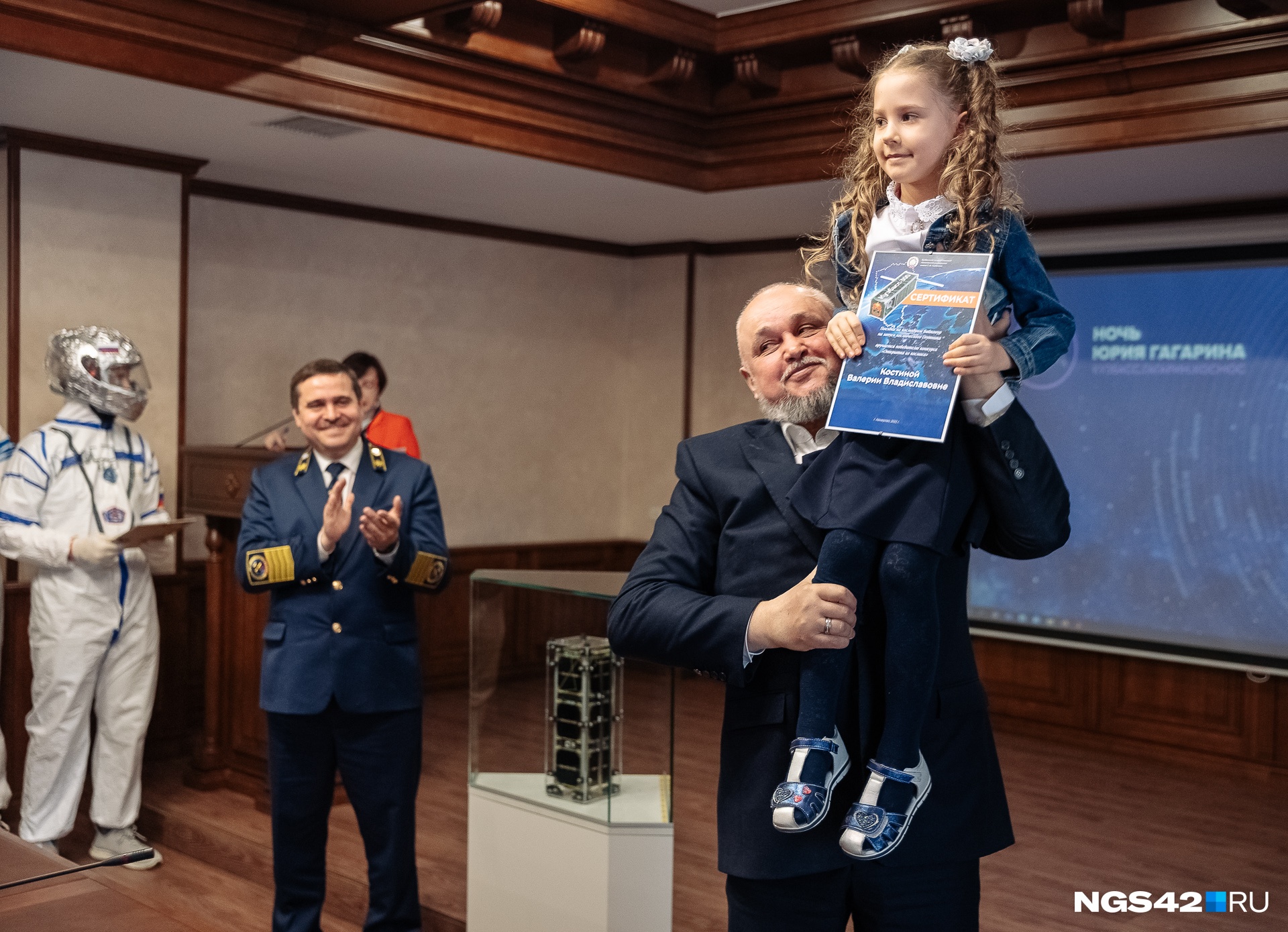 Победительница конкурса «Открытки из космоса» <nobr class="_">6-летняя</nobr> Валерия Костина