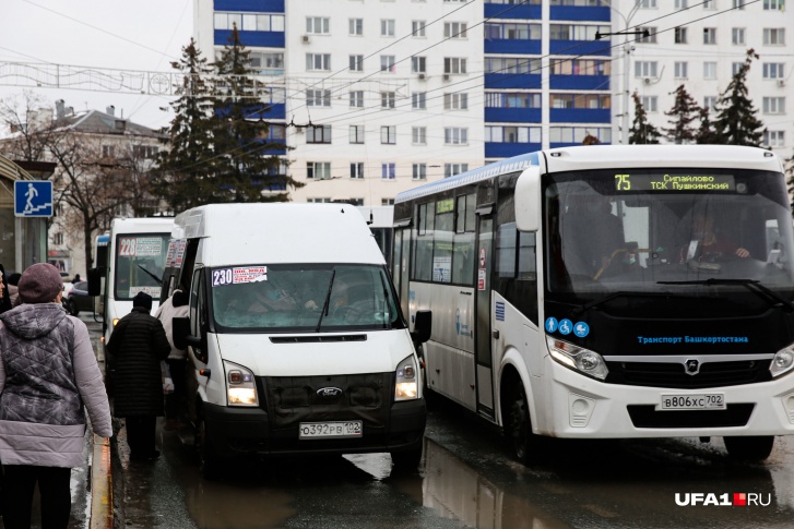 По словам пассажиров, такое происходит не в первый раз По словам пассажиров, такое происходит не в первый раз