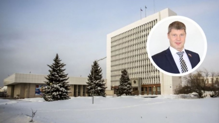 Условный срок за мошенничество дали новосибирскому депутату — изменится ли его работа в Заксобрании?