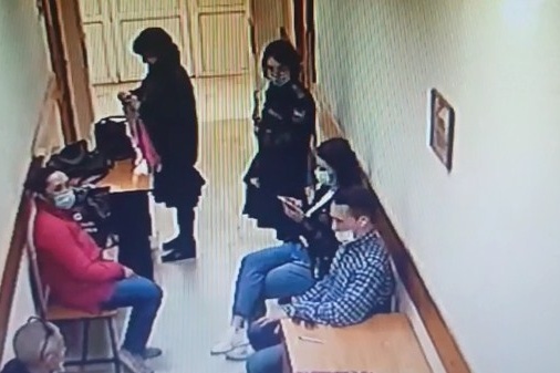 Всё произошло в здании суда Всё произошло в здании суда