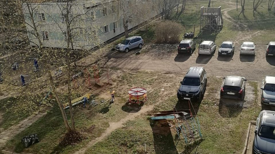 «У нас нет цивилизации»: власти махнули рукой на жителей поселка в Татарстане, но собирают с них деньги
