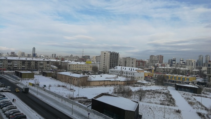 Мэрия Екатеринбурга запретила застраивать жильем пустырь у Южного автовокзала