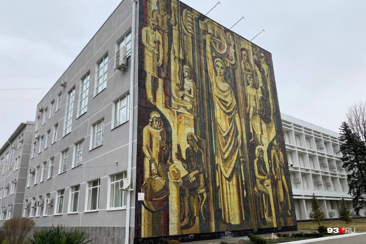 Приемная кампания стартует обычно в 20-х числах июня Приемная кампания стартует обычно в 20-х числах июня