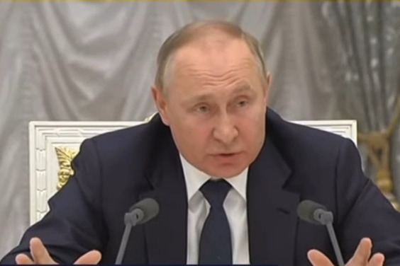 Путин призвал бизнес помочь с поиском решений для поддержки отечественной экономики