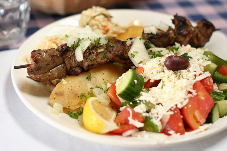 Влюбиться в греческую кухню проще простого — достаточно один раз попробовать