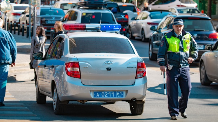 ГИБДД Кузбасса проведет массовые проверки водителей. Рассказываем, на что будут обращать внимание