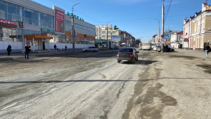 Глава Зауралья озвучил сроки ремонта улицы Куйбышева в Кургане
