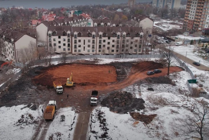 Площадку зачистили Площадку зачистили