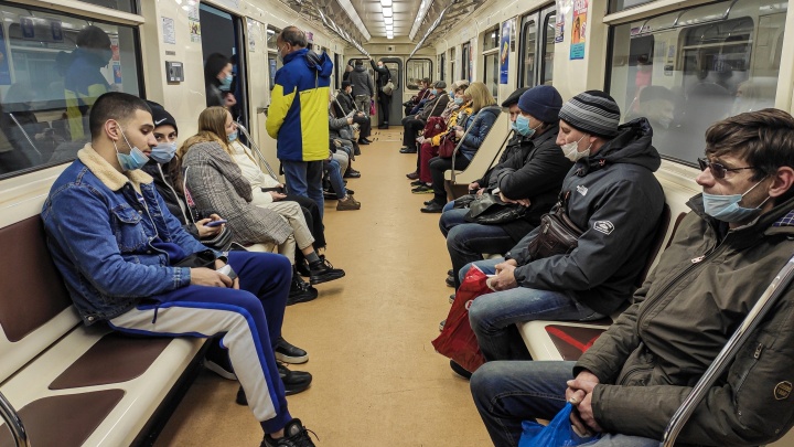 Дополнительные рейсы до 03:30. Нижегородское метро опубликовало график работы в новогоднюю ночь