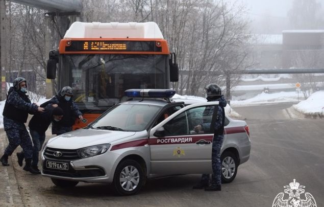Тревожные кнопки установят в нижегородских автобусах и каретах скорой помощи