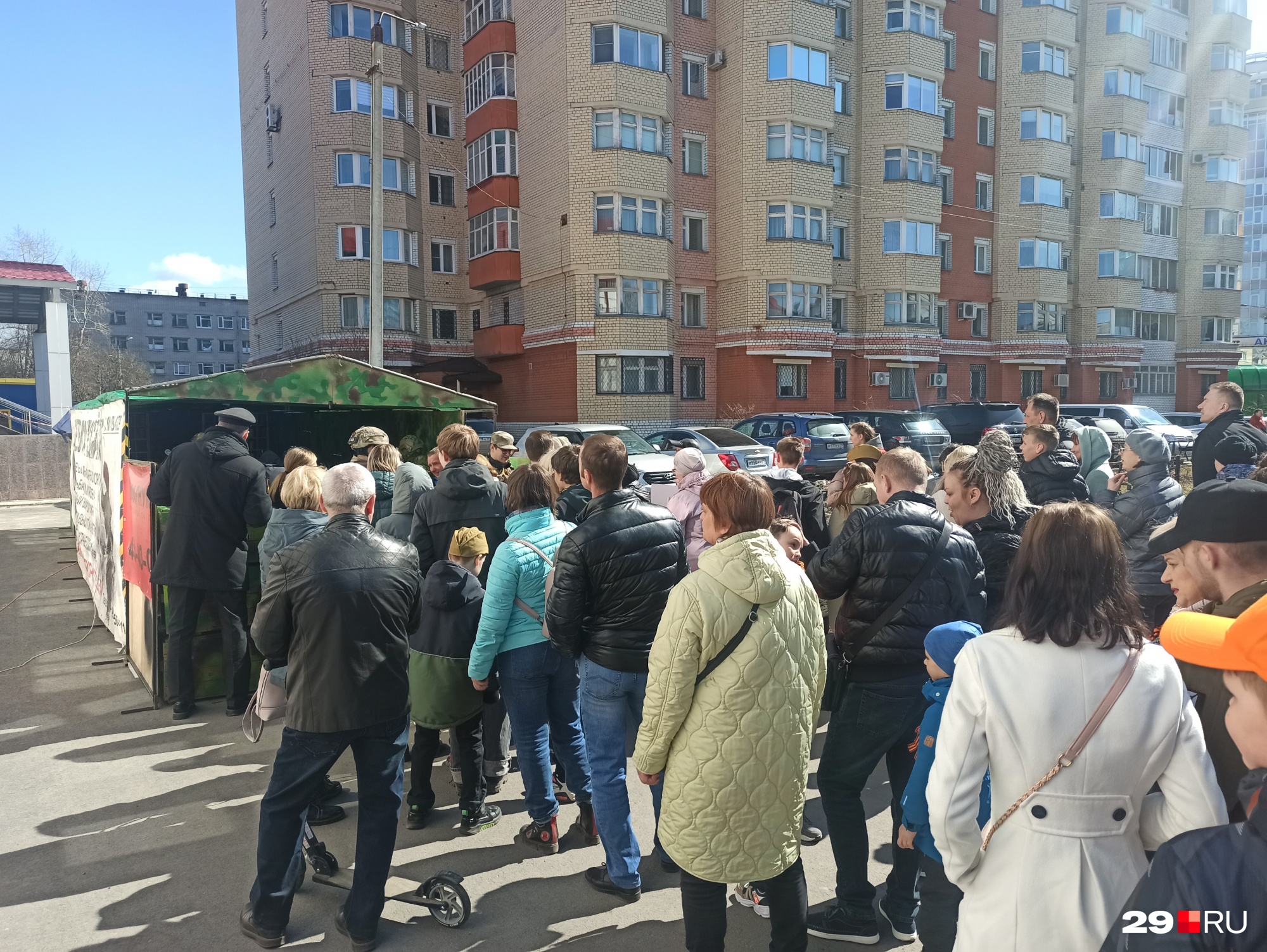 Очередь в тир Очередь в тир