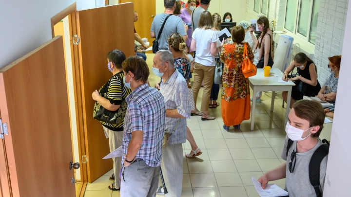 Снова снижение: в Кузбассе вновь сократилось число зараженных COVID-19, за сутки заболели 511 человек