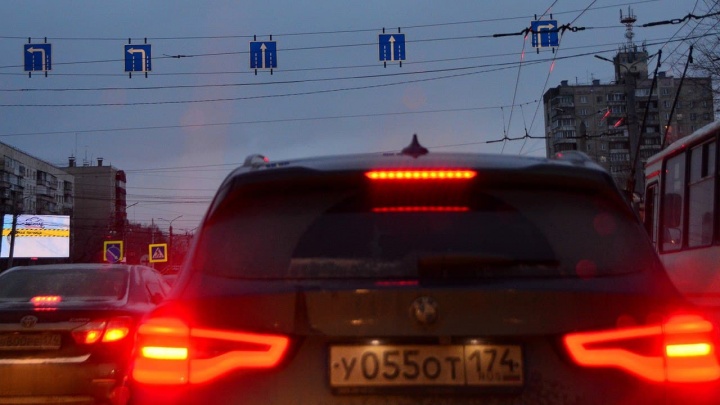 На четырех проблемных перекрестках в Челябинске изменят схему движения