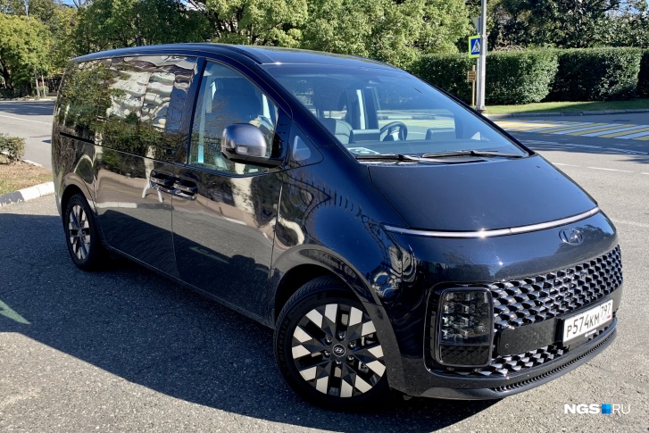 Hyundai Staria 2022 года Hyundai Staria 2022 года
